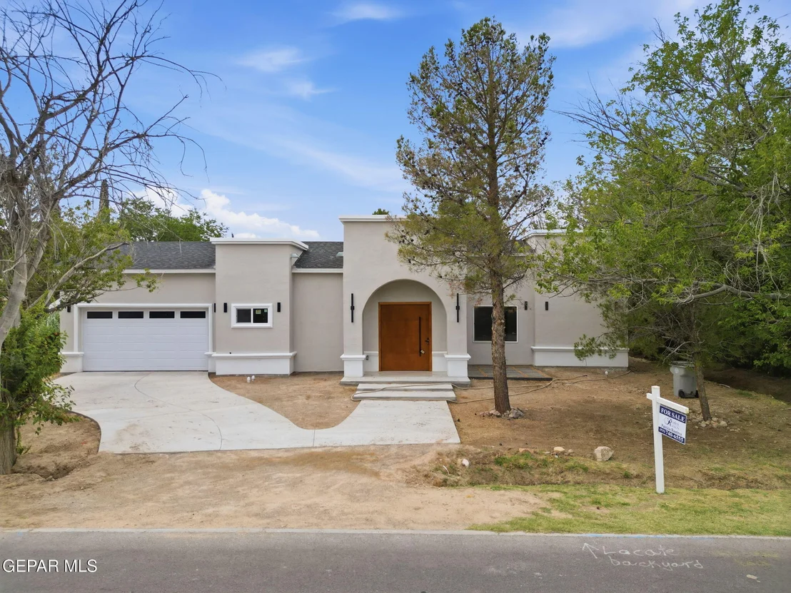 Photo of 115 BIRD Avenue