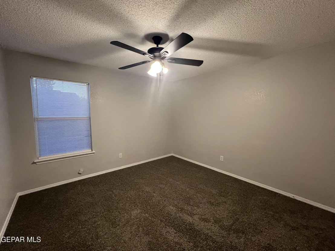 Photo of 10256 VALLE SUAVE Drive