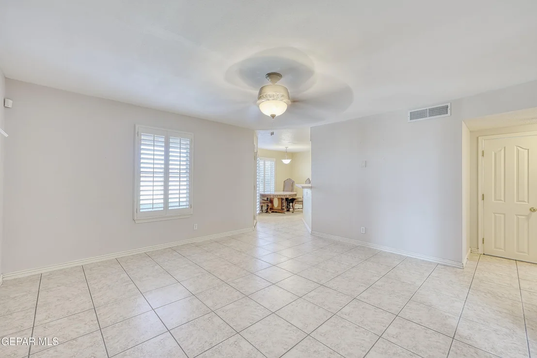 Photo of 409 EMERALD BLUFF Drive