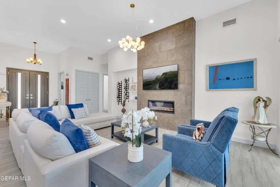 Photo of 304 Rio Pinsaqui Court