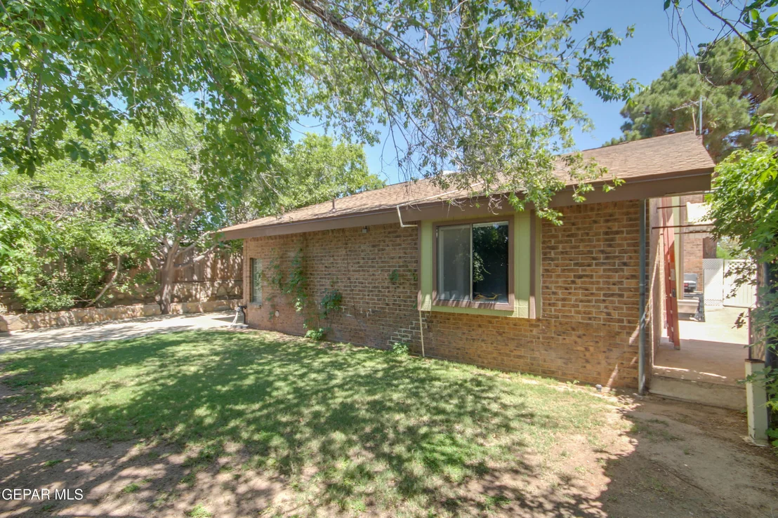 Photo of 11456 LAKE NEMI Drive