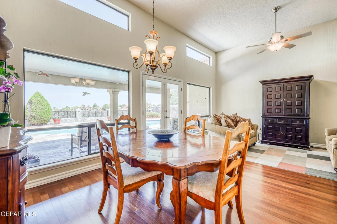 Photo of 7225 Rochester Drive