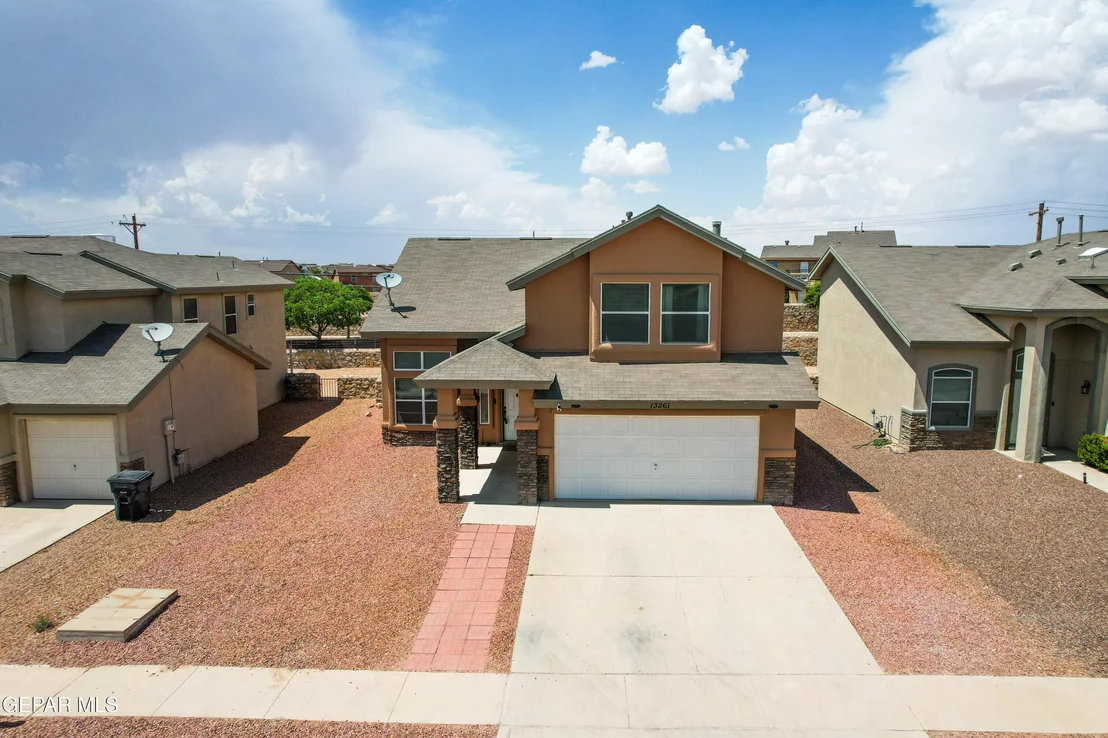 Photo of 13261 Walker Post Avenue