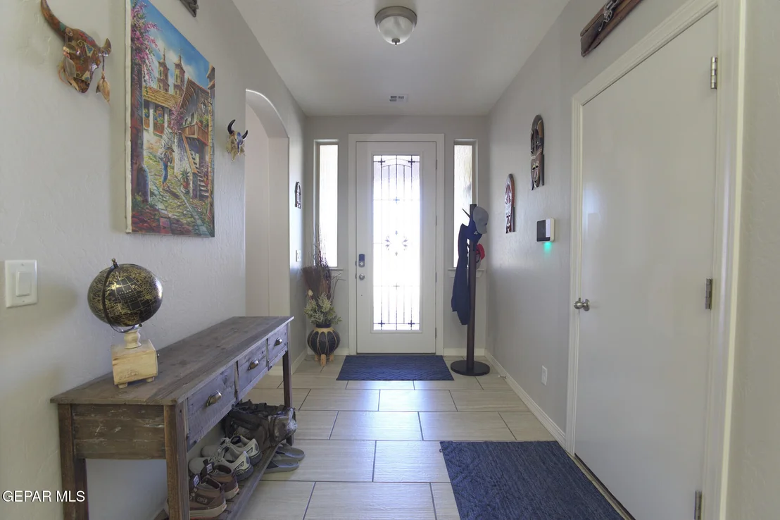 Photo of 987 GRANDEVOLE Drive