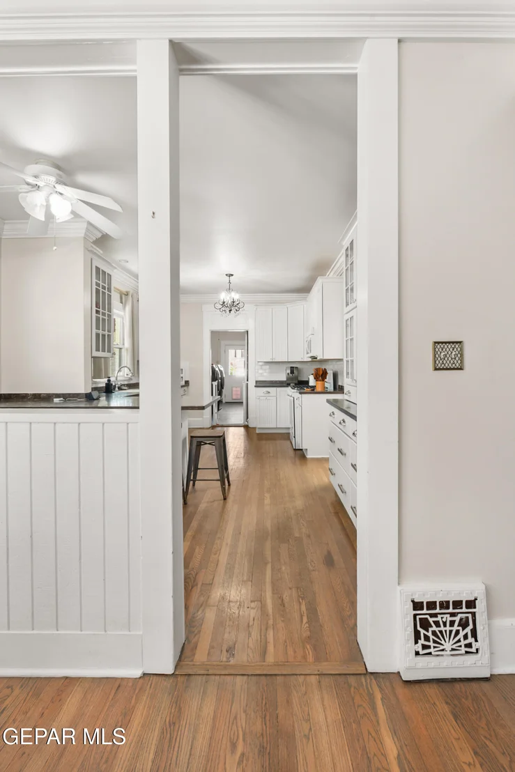 Photo of 1013 PARK Road