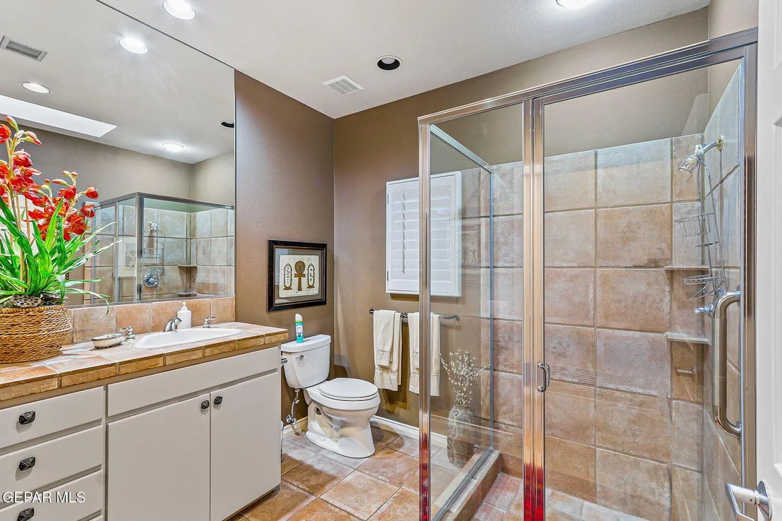 Photo of 1039 LOS JARDINES Circle
