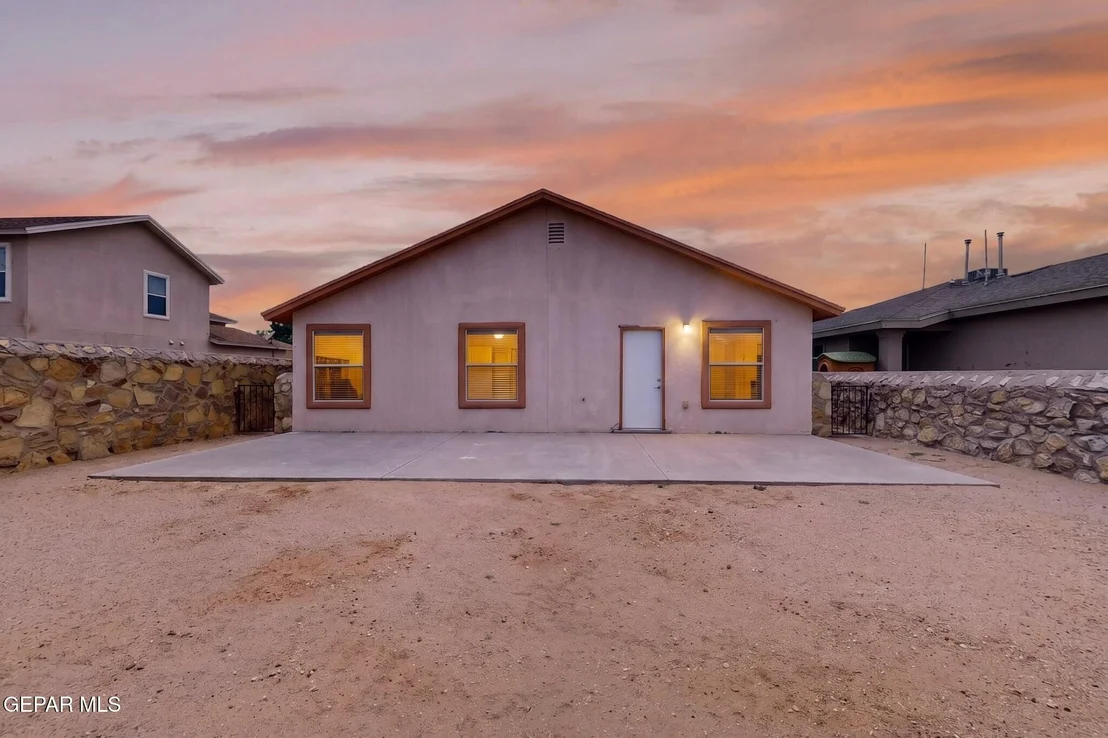 Photo of 4040 TIERRA VENADO Drive