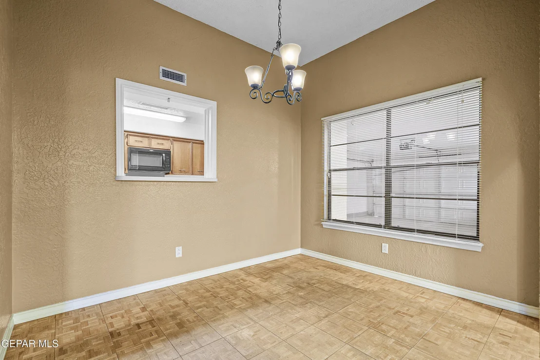 Photo of 334 Thunderbird Drive