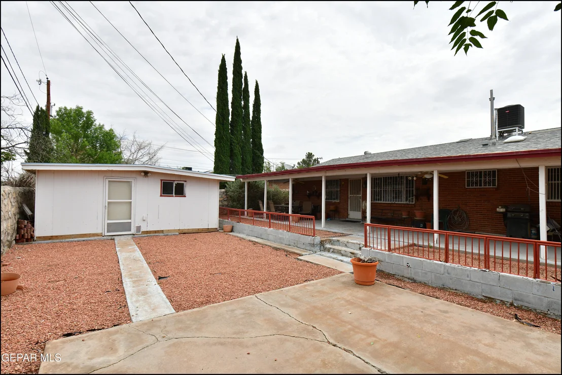 Photo of 10725 SAIGON Drive