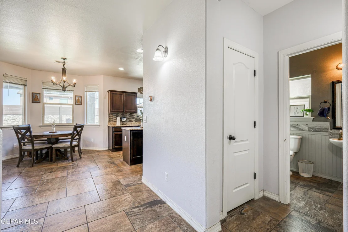 Photo of 7113 LONG MEADOW Drive