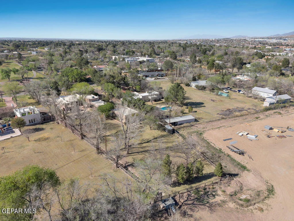 Photo of 300 ROSEMONT Drive