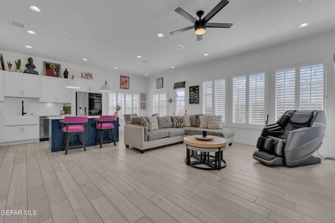 Photo of 1811 Cimarron Park Drive