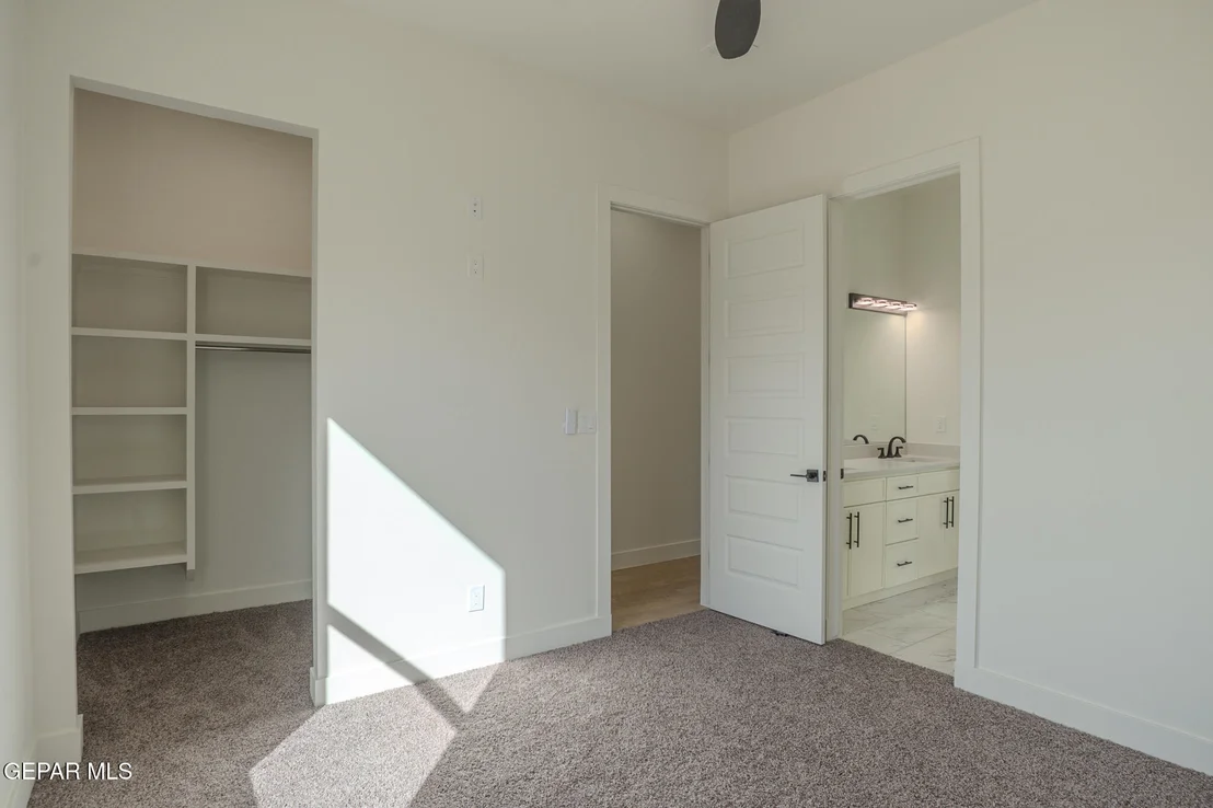 Photo of 5660 RIO BONITO Circle