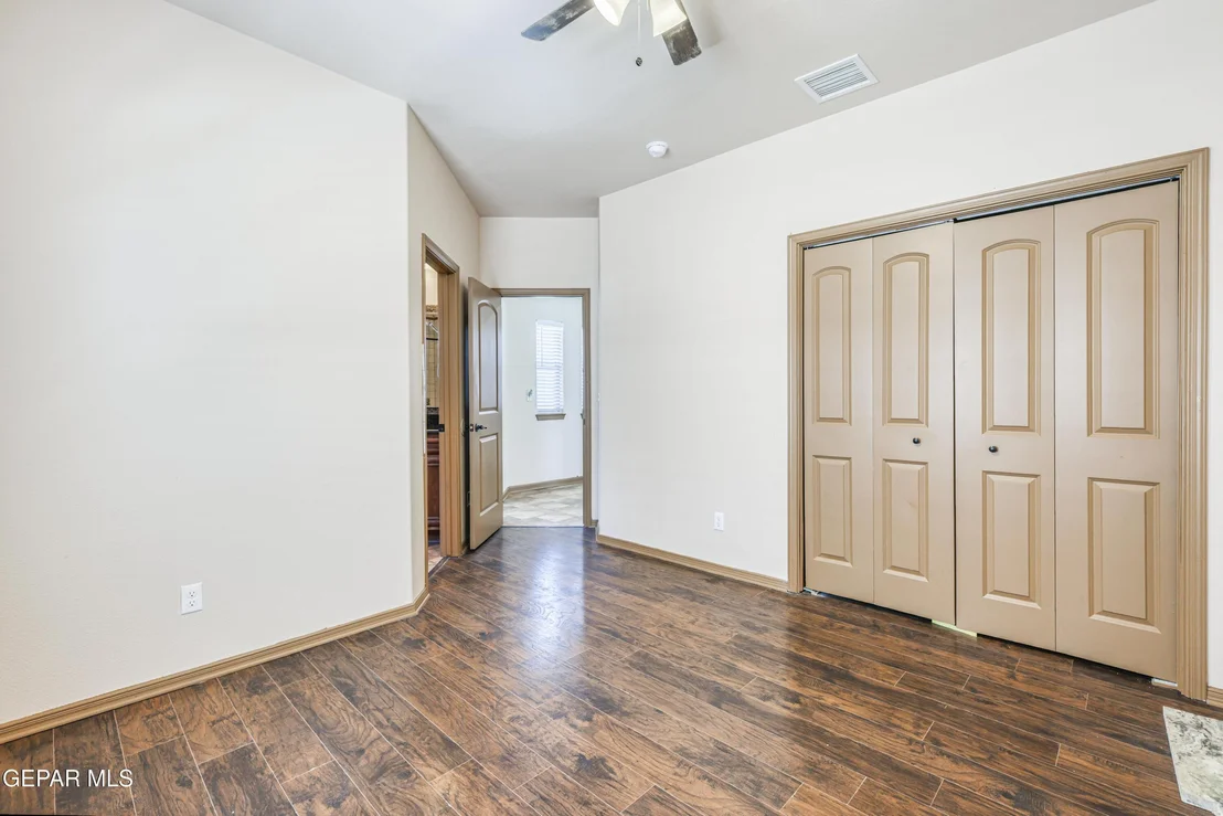 Photo of 12152 CHAPEL HILL Road