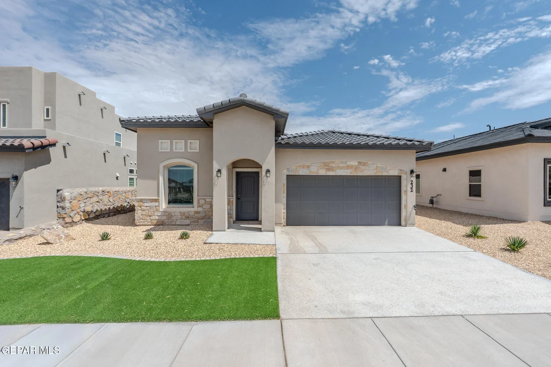 Photo of 232 Emerald Rock