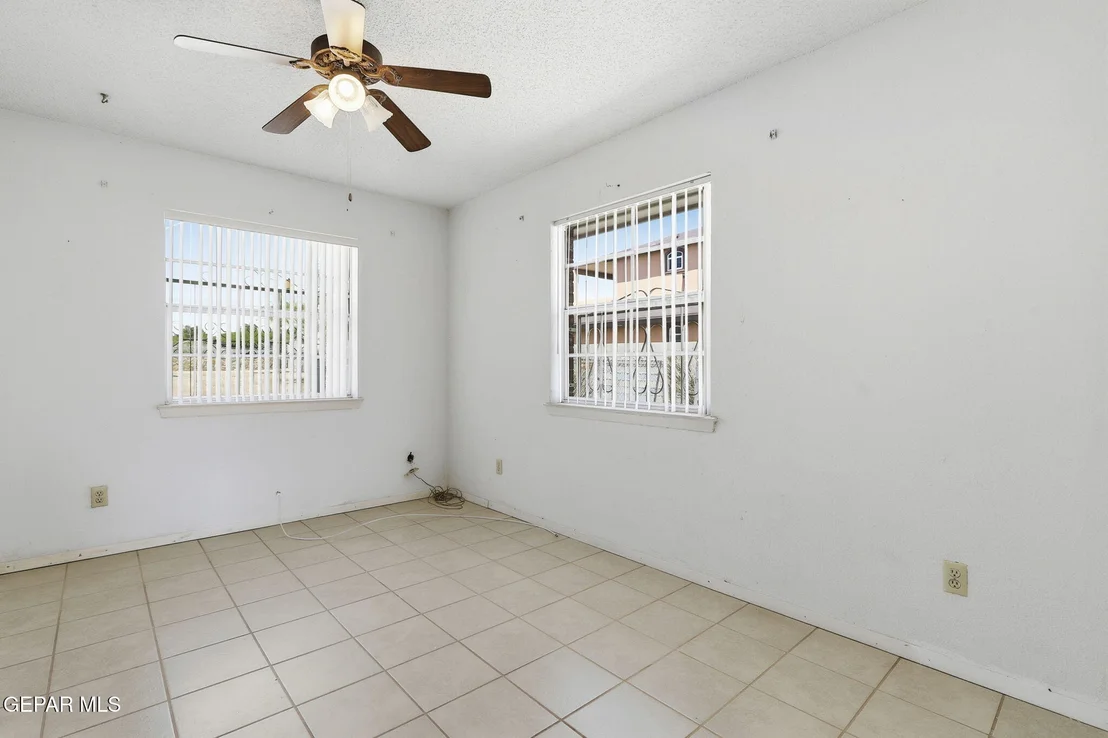 Photo of 8025 GILBERT Drive