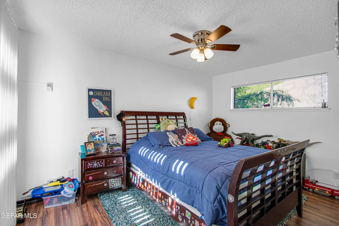 Photo of 5716 OAK CLIFF Drive