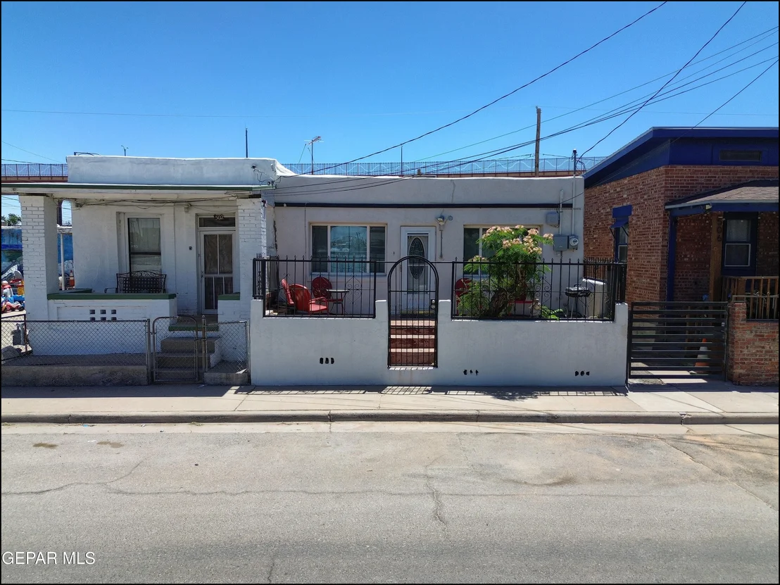Photo of 504 CANAL Road