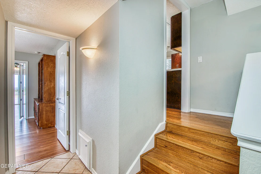 Photo of 2915 STONE EDGE Road