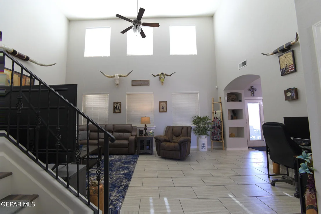 Photo of 987 GRANDEVOLE Drive