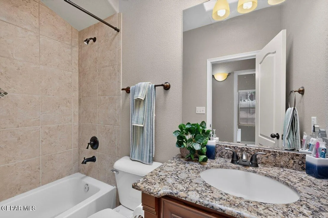 Photo of 14228 FABLED POINT Avenue