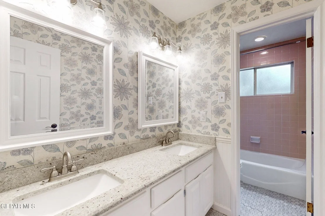 Photo of 633 WILD WILLOW Drive