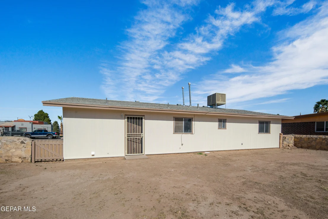 Photo of 9846 GIFFORD Drive