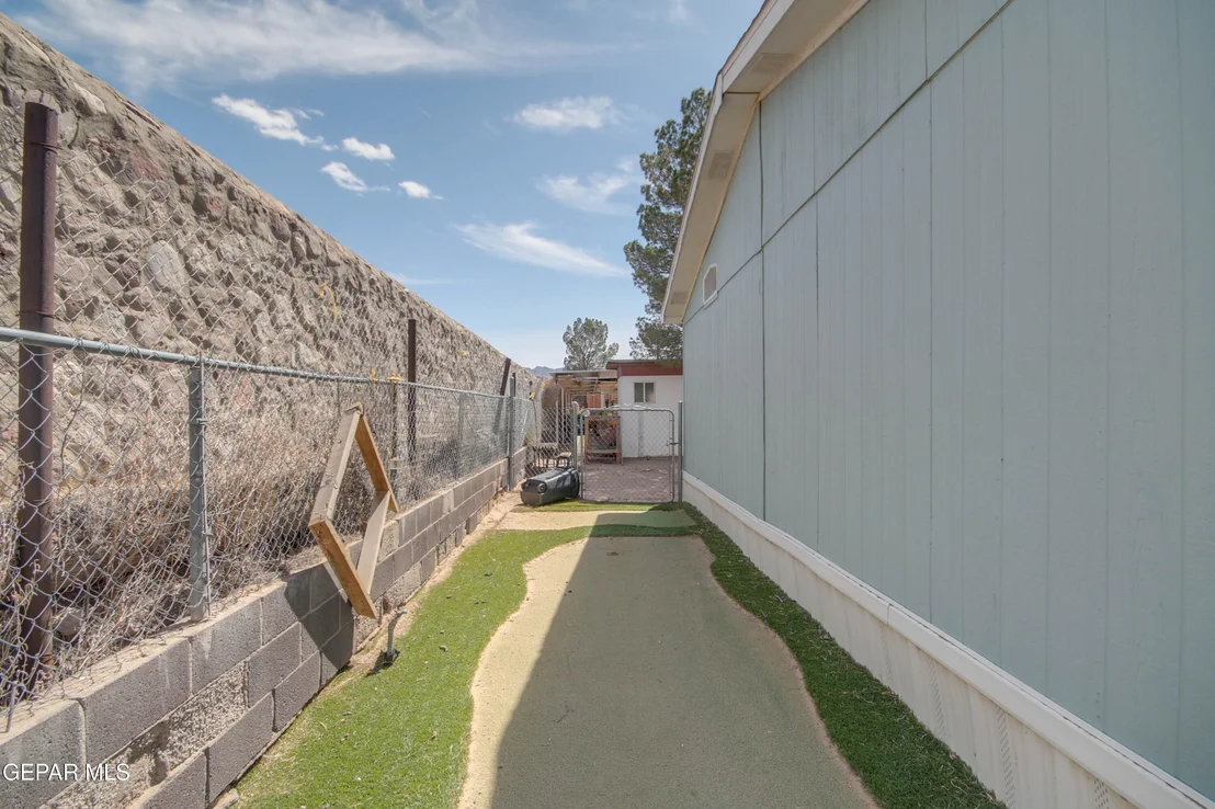 Photo of 7221 Seventh Street