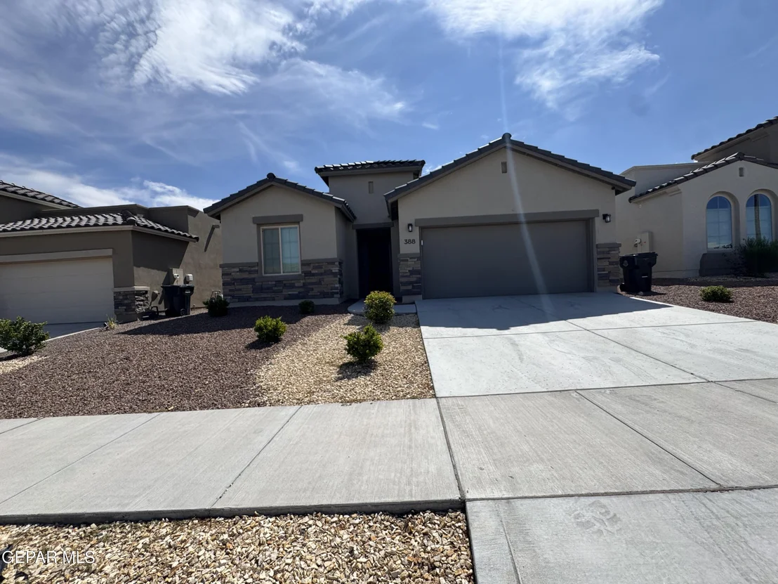 Photo of 388 NAILSEAS Place