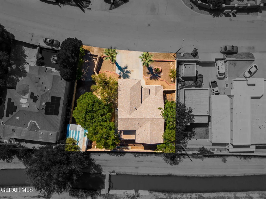 Photo of 12385 Orchard Park