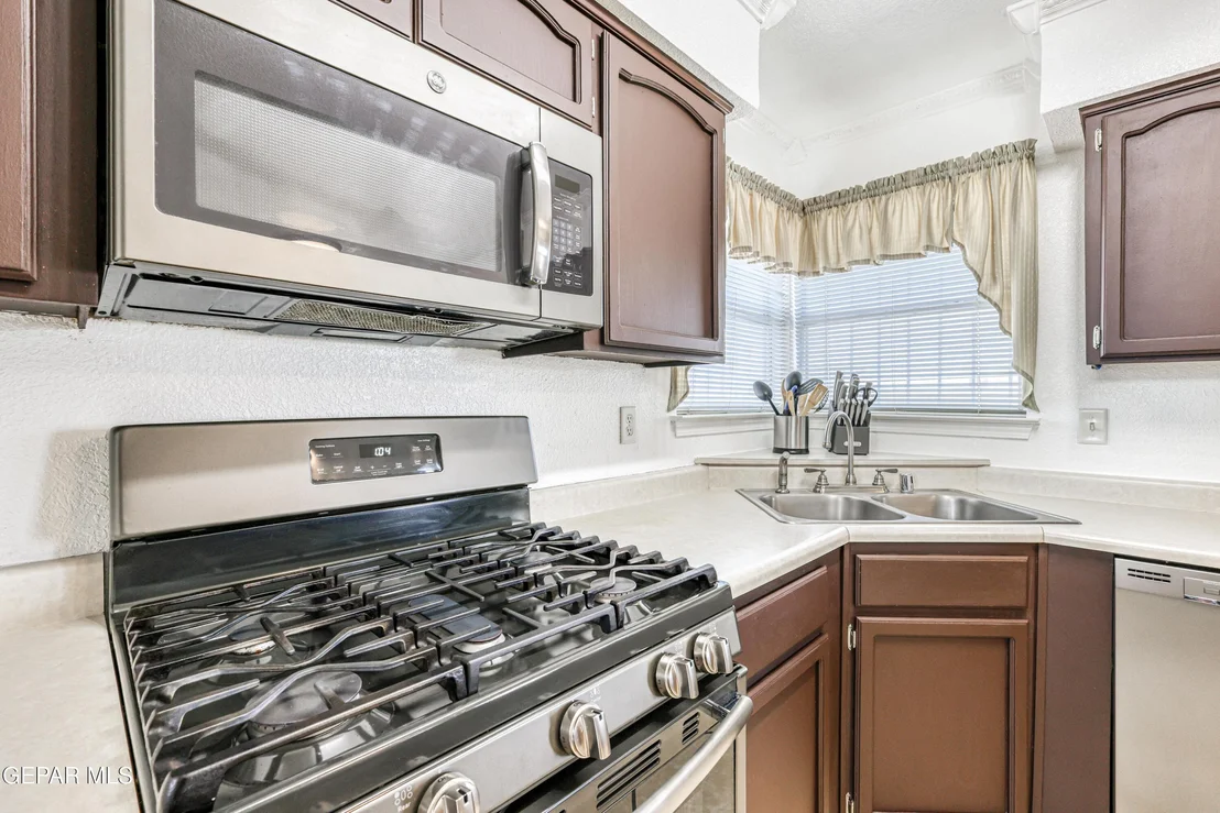 Photo of 10928 REEF SANDS Drive