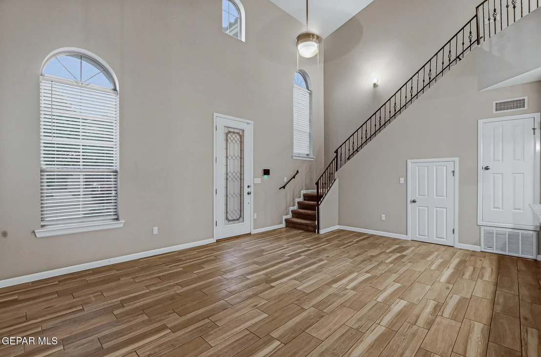 Photo of 6572 HOOP Street