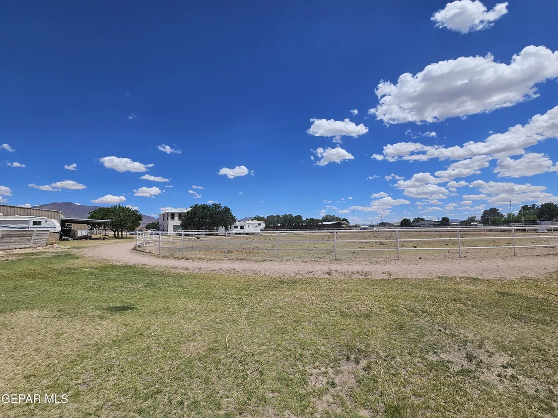 Photo of 6651 Strahan Road