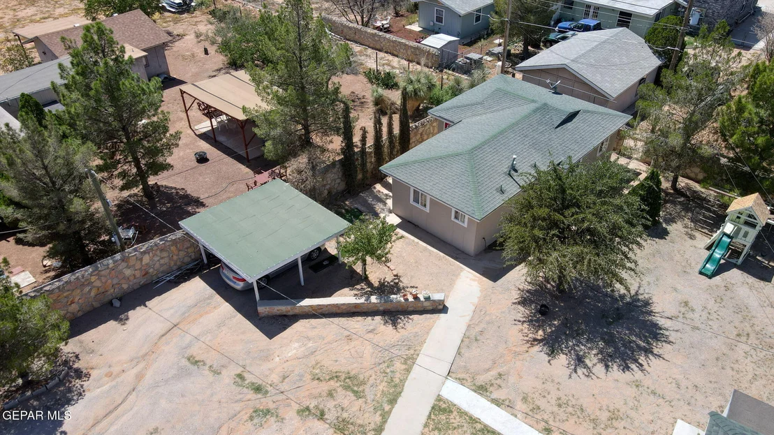 Photo of 4019 VANDERVEER Drive