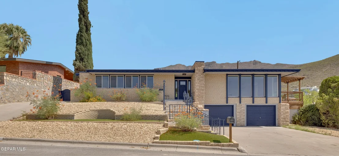 Photo of 4004 Flamingo Drive