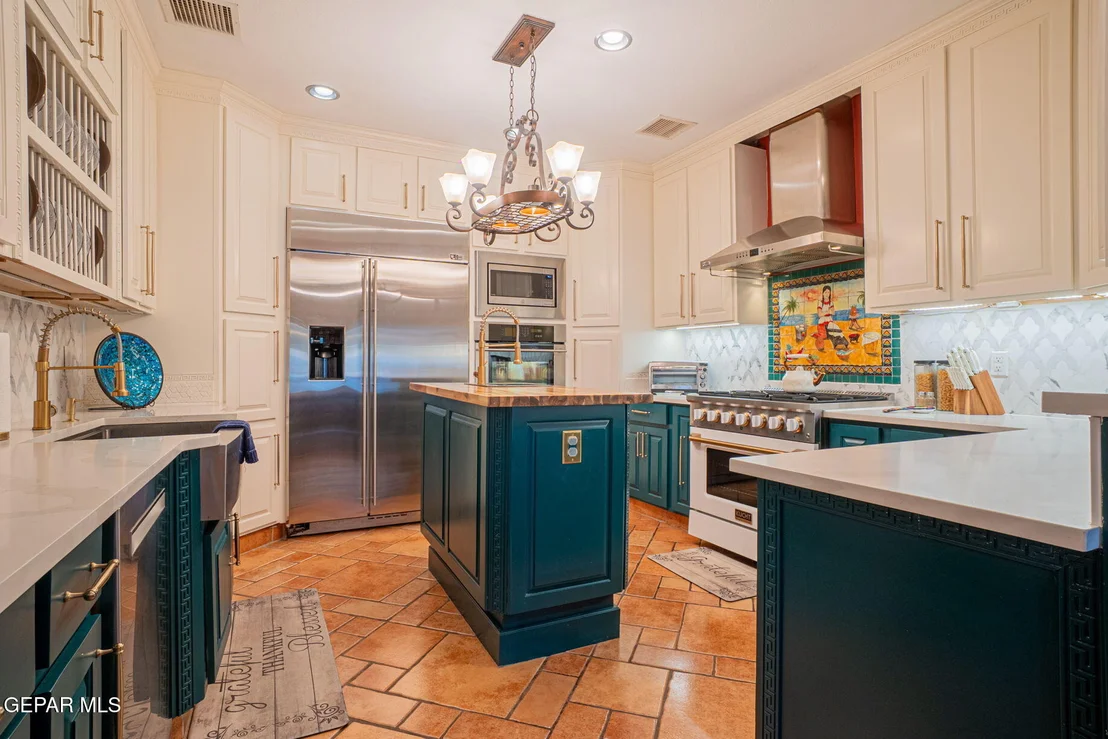 Photo of 5804 Sundale Road