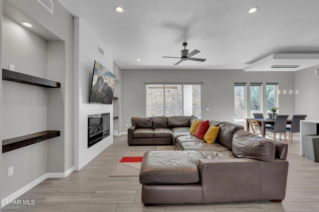 Photo of 1256 DESERT NIGHT Street