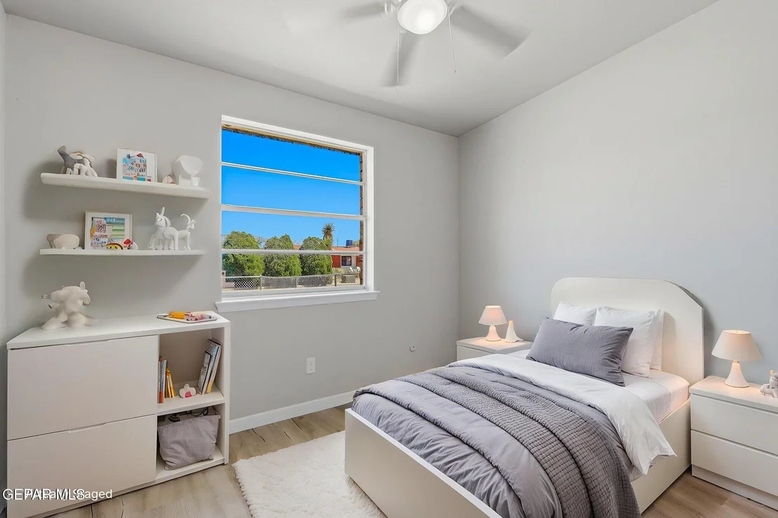 Photo of 10447 APHRODITE Drive
