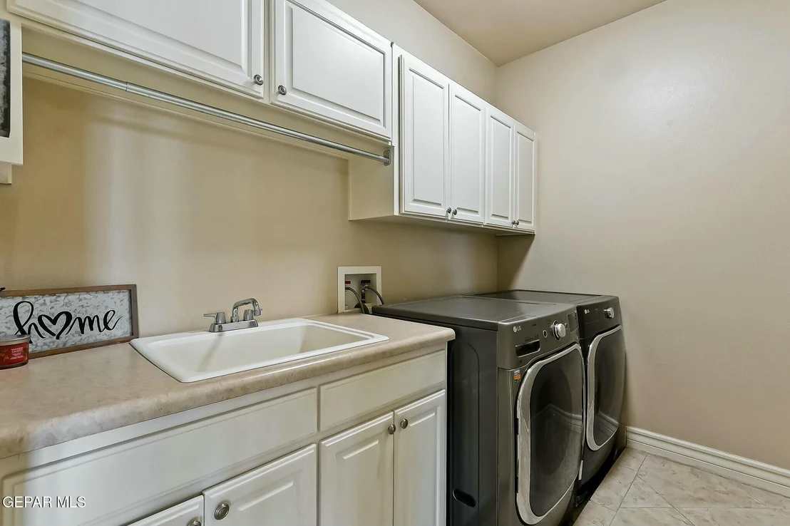 Photo of 1140 CALLE LOMAS Drive