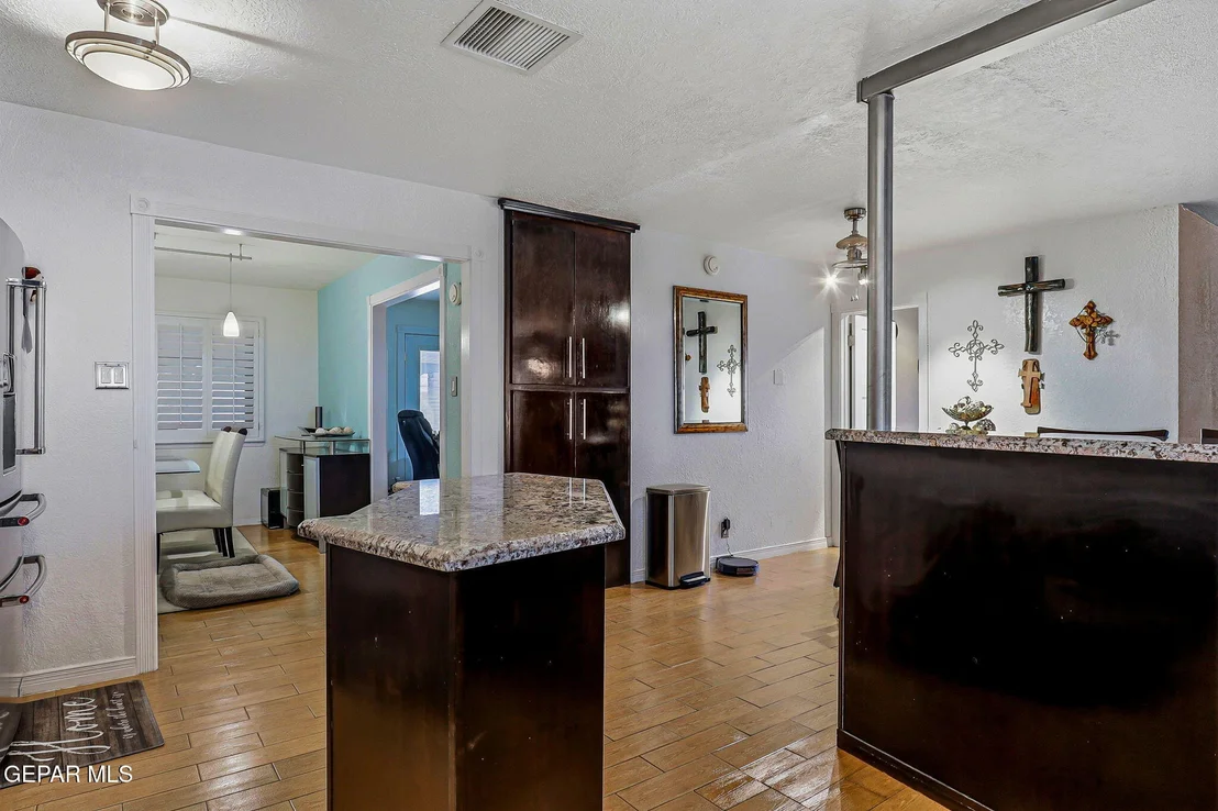 Photo of 3307 MOONLIGHT Avenue
