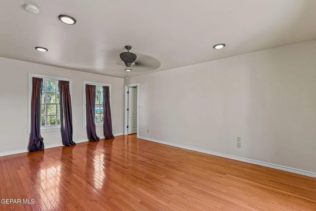 Photo of 3934 Emory rd Road