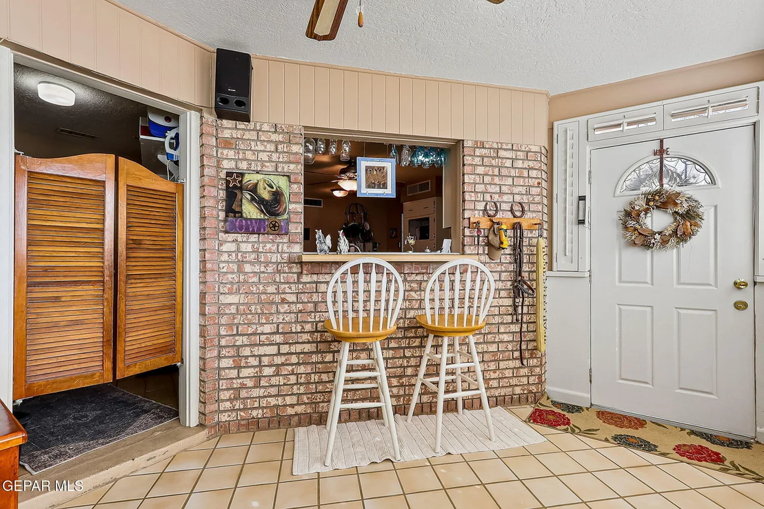 Photo of 136 LAURA GALE Drive