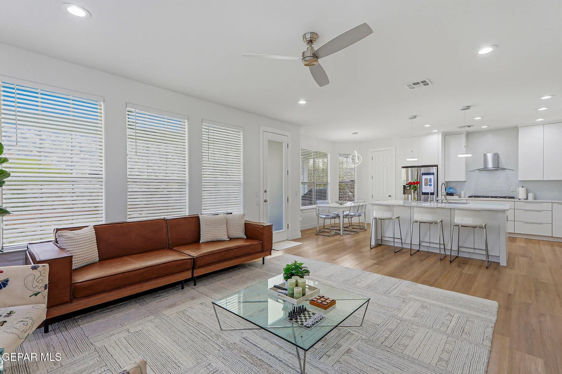 Photo of 6325 FRANKLIN RED Drive