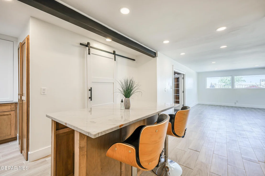 Photo of 704 MCKELLIGON Drive