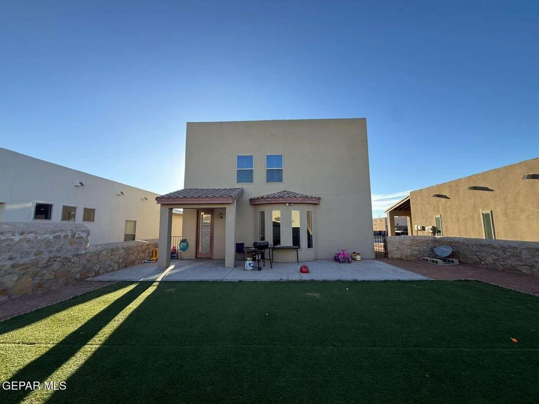 Photo of 2132 Honour Point Place