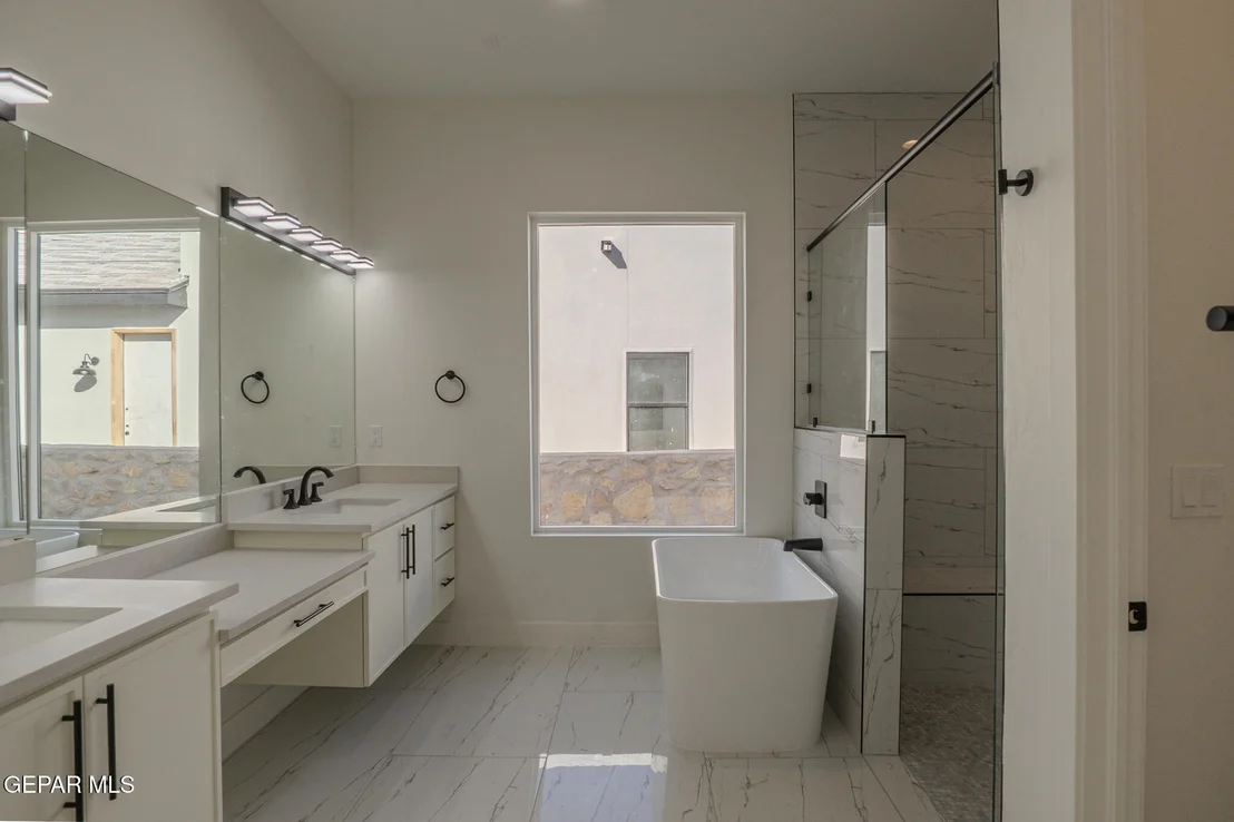 Photo of 5660 RIO BONITO Circle