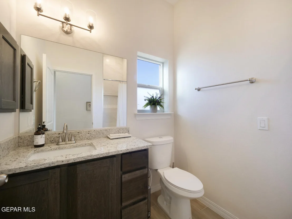 Photo of 3772 Model Ln