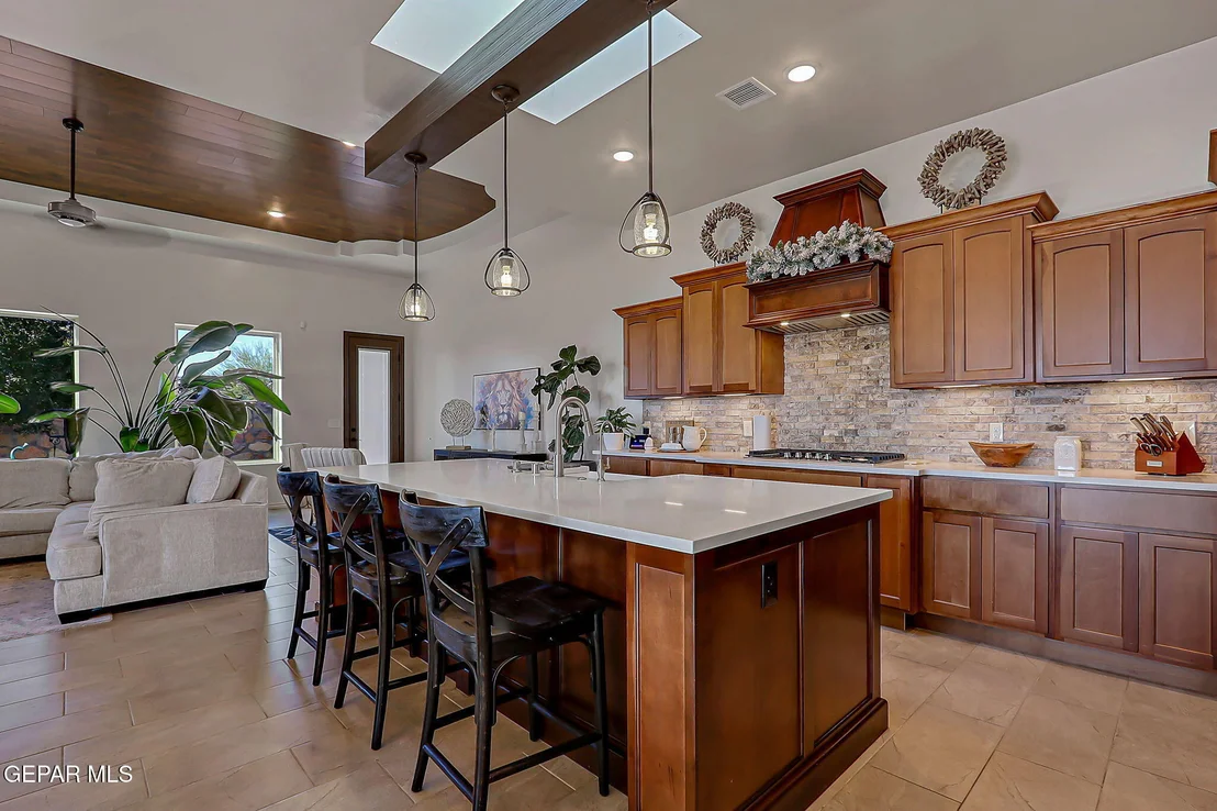 Photo of 12233 BIDDLESTON Drive