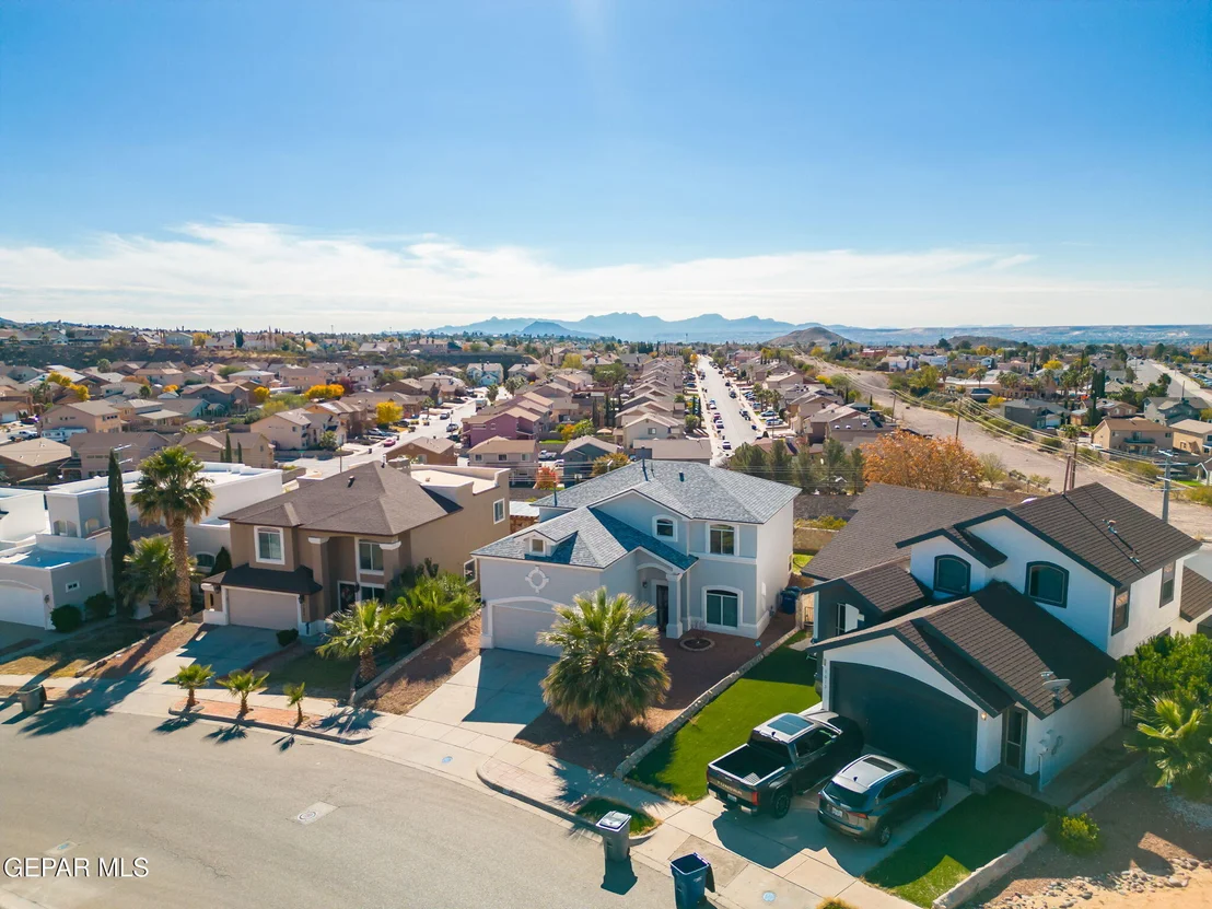 Photo of 1611 PLAYA DEL SOL Street