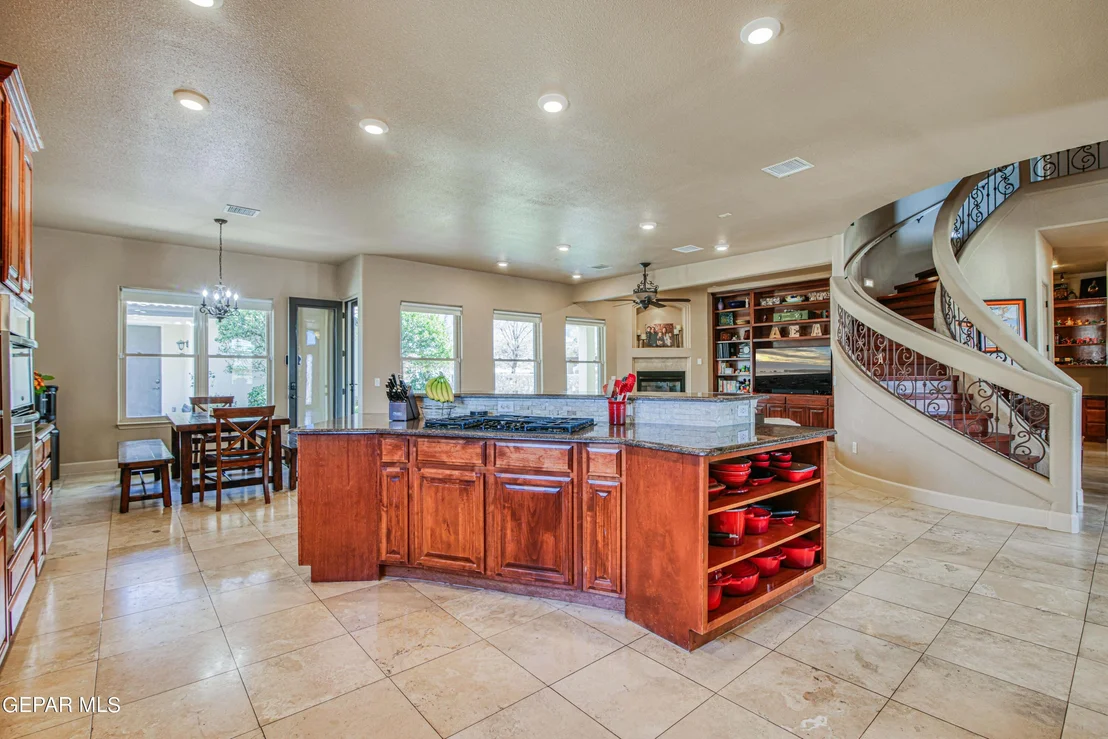 Photo of 6292 FRANKLIN DOVE Avenue